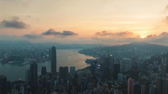 航拍香港维多利亚港日出云彩
