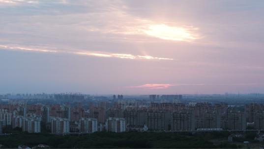 清晨日出的上海城市郊区