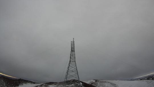 4K5200米雪山顶输电铁塔组立大延时1机位16