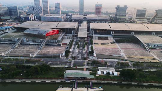4K航拍广州琶洲展馆外观远景