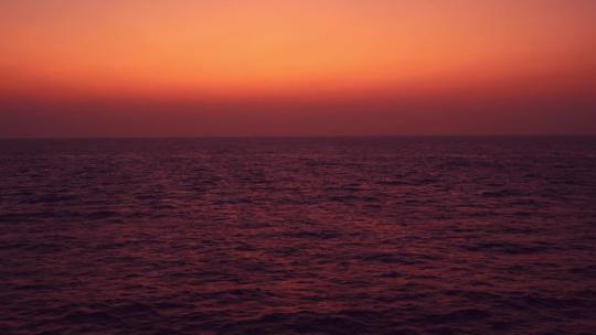 海上落日