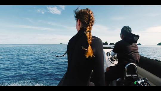 美女坐船潜水章鱼海洋生物海底美景四王岛