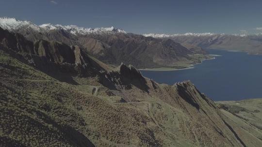 航拍山川的美景