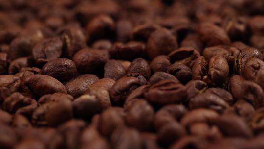 咖啡豆烘培筛选特写实拍4k视频素材模板下载