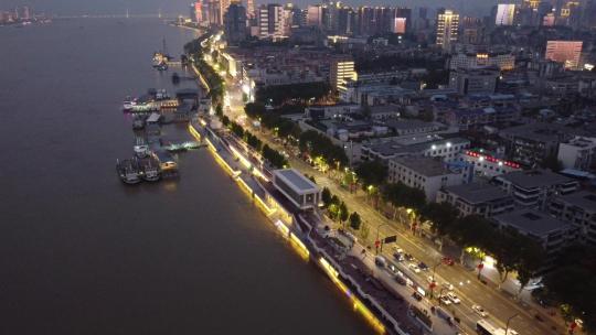 武汉长江大桥 长江两岸夜景灯光秀航拍视频素材模板下载