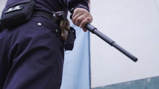 情景还原公安警察抓捕多镜头（含灰片视频）