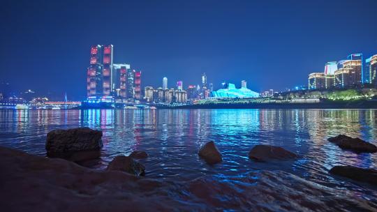 重庆地标来福士朝天门夜景