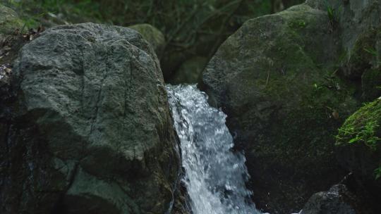 山涧流水小河溪流河水