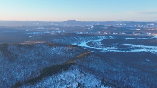 航拍大兴安岭林海雪原黄昏