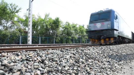 【铁路】火车货车通过