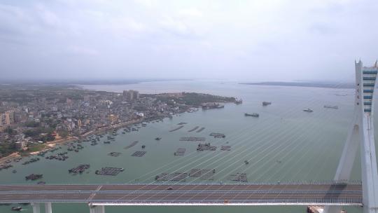 航拍海南海文大桥 渔村 渔船