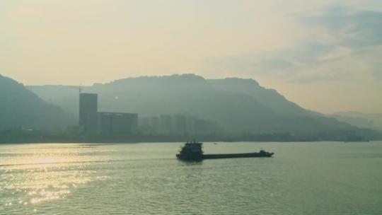 长江码头运沙船视频素材模板下载