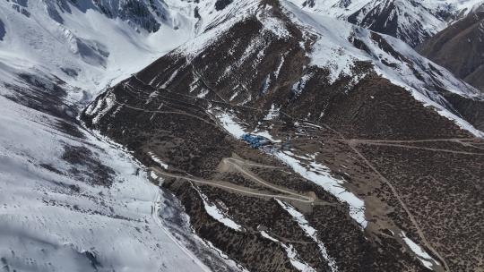 西藏吉隆县夏村航拍空境大山深处的村庄航拍