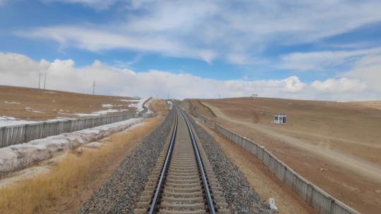 青藏线青藏铁路铁轨铁路运输视频素材模板下载