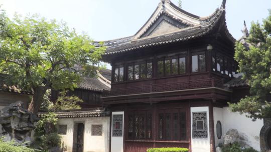上海豫园中的楼阁特写镜头