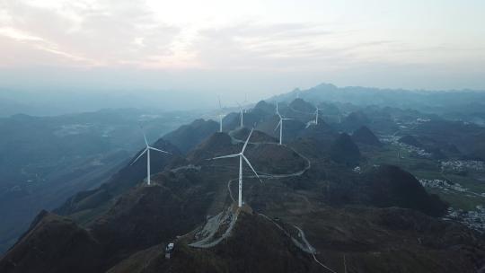 贵州省·安顺市·关岭大峡谷风车发电25视频素材模板下载