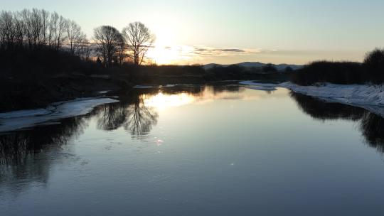 春季开河残冰日出晨景风光视频素材模板下载