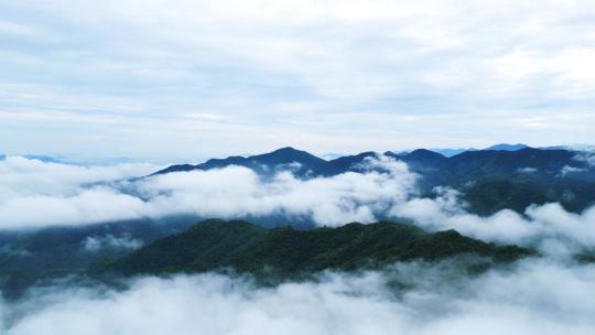 江西赣州东灵山云海云雾缭绕航拍