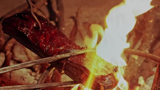 高清实拍农村做饭做腊肉视频素材模板下载