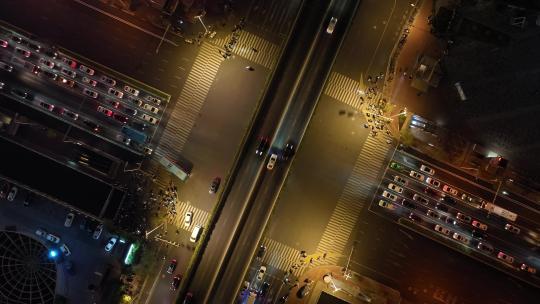 夜晚车流俯拍城市交通航拍繁华道路都市公路