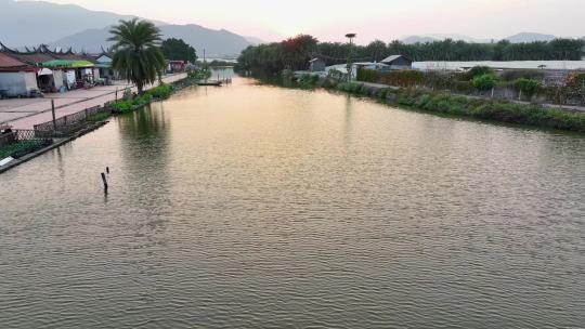 航拍福建漳州最美水上古民居埭美古村落