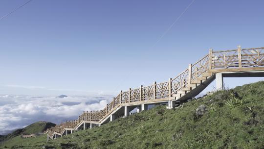 达瓦更扎山顶风光景区视频素材模板下载