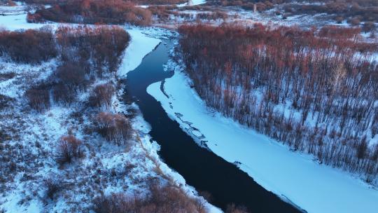 航拍4K雪原河流风光