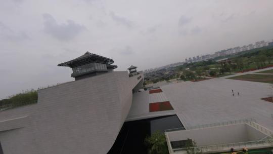 穿越机航拍中国扬州大运河博物馆大运塔
