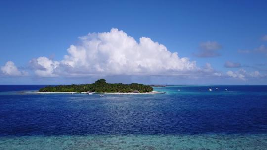 海上小岛的美景视频素材模板下载