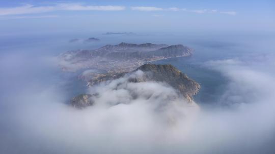 云雾缭绕的海岛大钦岛