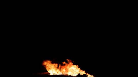 火堆篝火带通道篝火素材视频素材模板下载