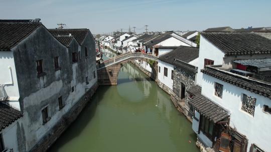 苏州市七里山塘古建筑水乡河流风光