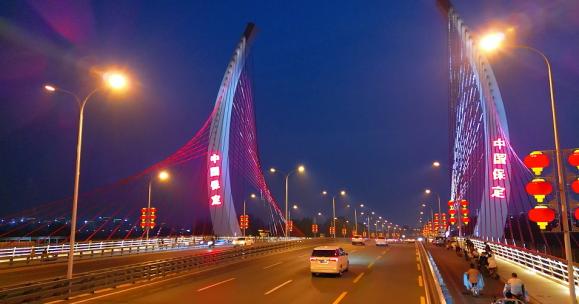 保定市巨力大桥夜景航拍视频素材模板下载