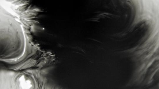 黑白水墨晕染散开高清