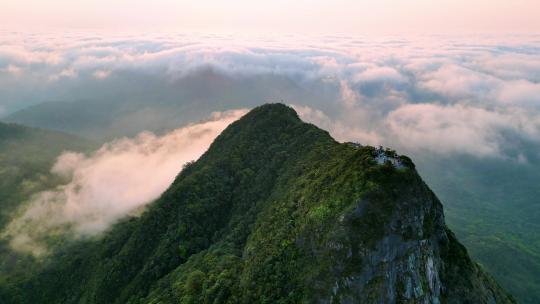 海南乐东尖峰岭热带雨林公园云海日出