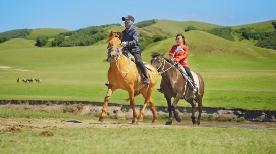 草原骑马/呼伦贝尔骑马/内蒙古骑马