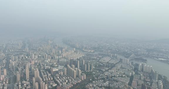 阴雨天福州航拍城市下雨天建筑云雾缭绕风光