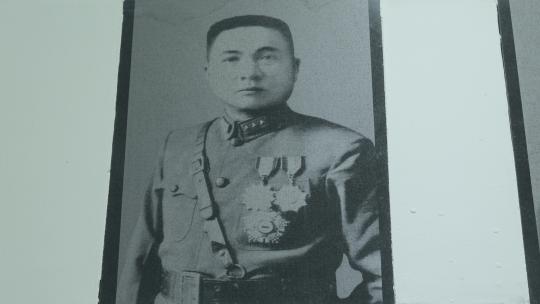 抗战英雄中国远征军罗卓英纪念照片介绍