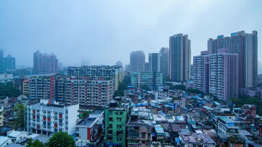 广州海珠区城中村高楼建筑雨雾天气延时
