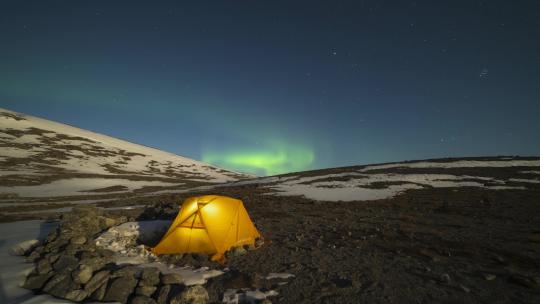 希比内山的北极光4K