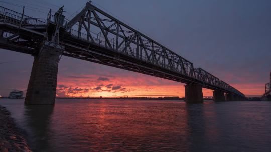 哈尔滨铁路桥夏季延时摄影视频素材模板下载