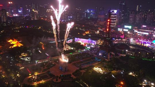 4K航拍深圳世界之窗的烟花秀表演