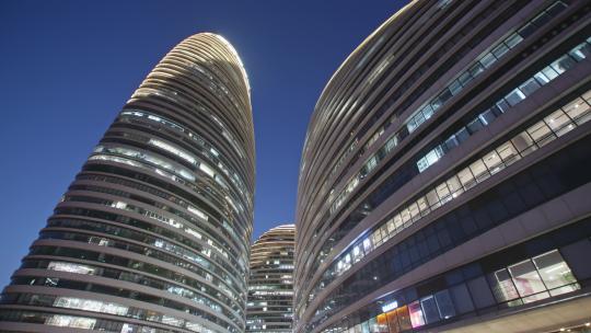 北京望京SOHO商务区实拍4K夜景素材