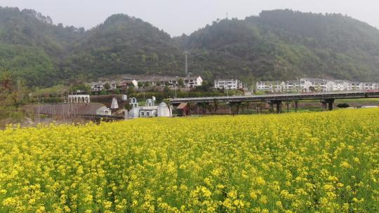 湖北十堰美丽乡村空镜航拍