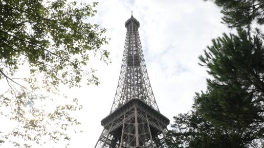 巴黎埃菲尔铁塔的超高清镜头视频素材模板下载