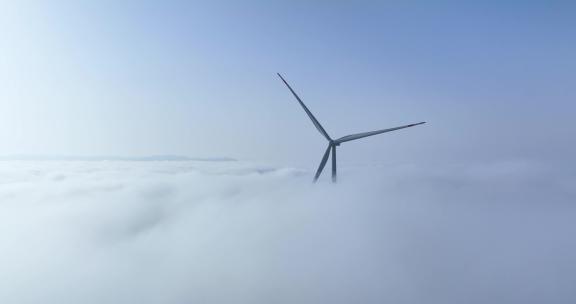 云海山上的风能风力发电场风车机组