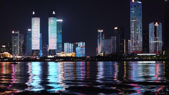 江西南昌双子塔标志性建筑夜景延时摄影