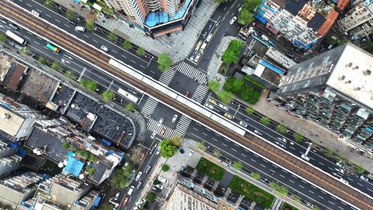 航拍俯拍城市立体轨道交通车流