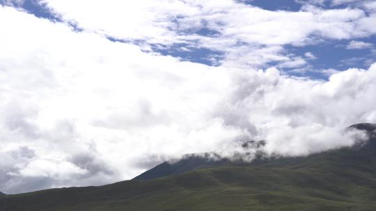 西藏高原草地高山云雾实拍
