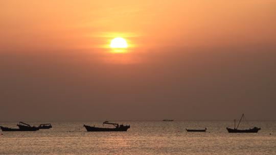 威海西海岸日落湾的晚霞夕阳落日延时